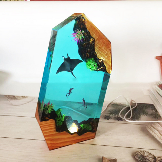 Spencer and Cole Elegant Marine Resin Bedside Table Lamp for Home Décor
