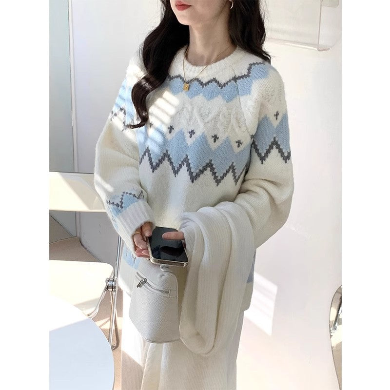 White Fairland Vintage Rhombus Round Neck Sweater For Women